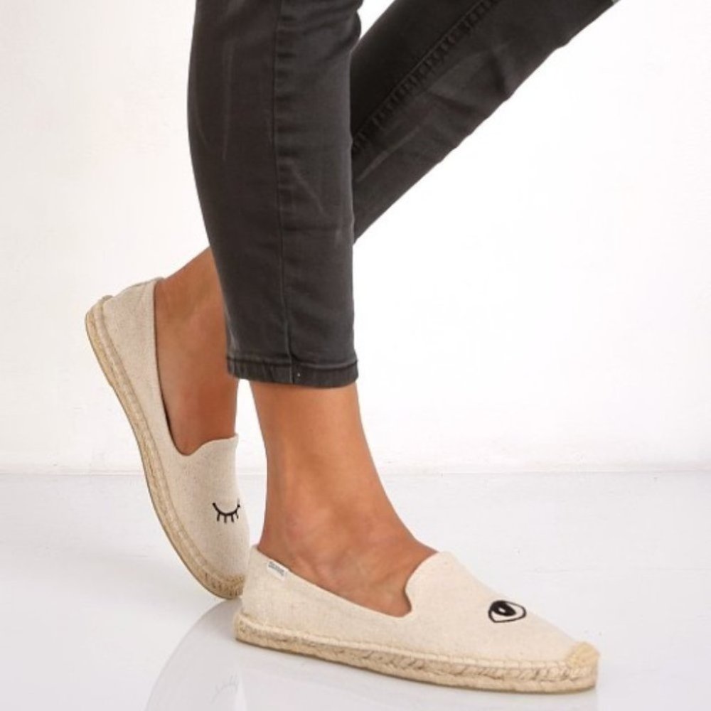 Soludos Wink Embroidery Slipper X Jason Poland